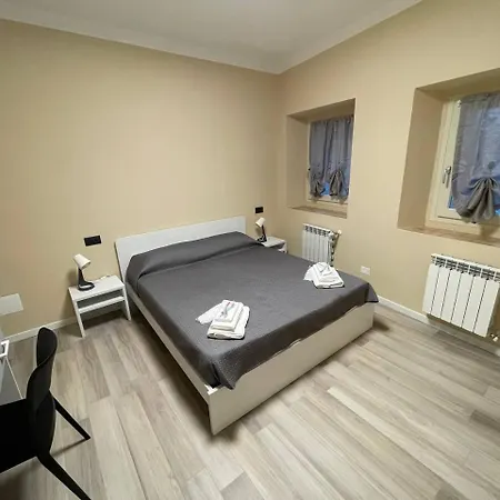 Casa Alone Casto